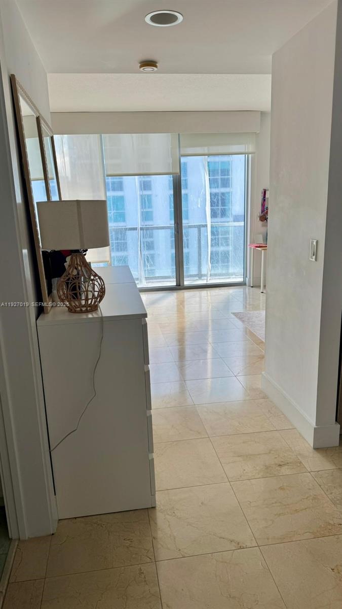 1050 Brickell Ave #3212, Miami FL 33131