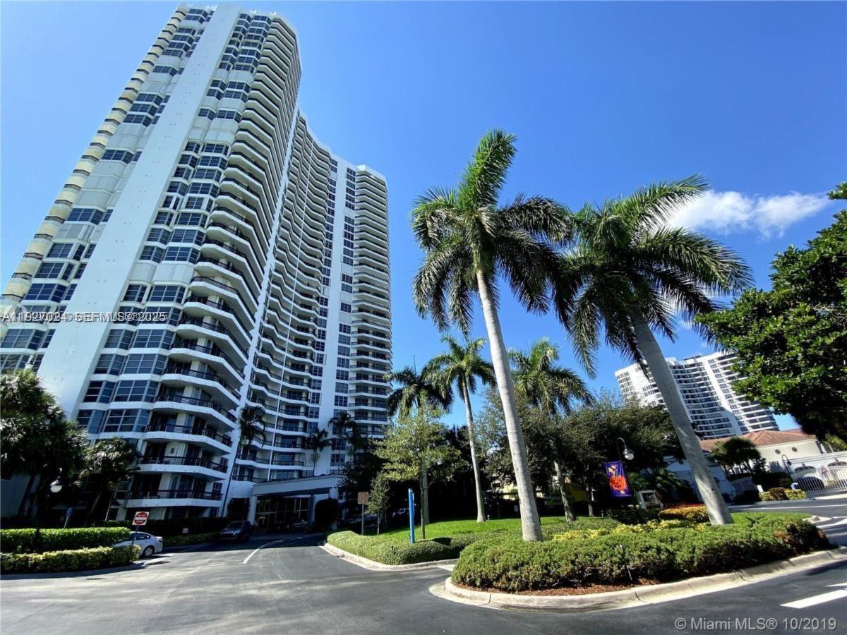3530 Mystic Pointe Dr #2303, Aventura FL 33180