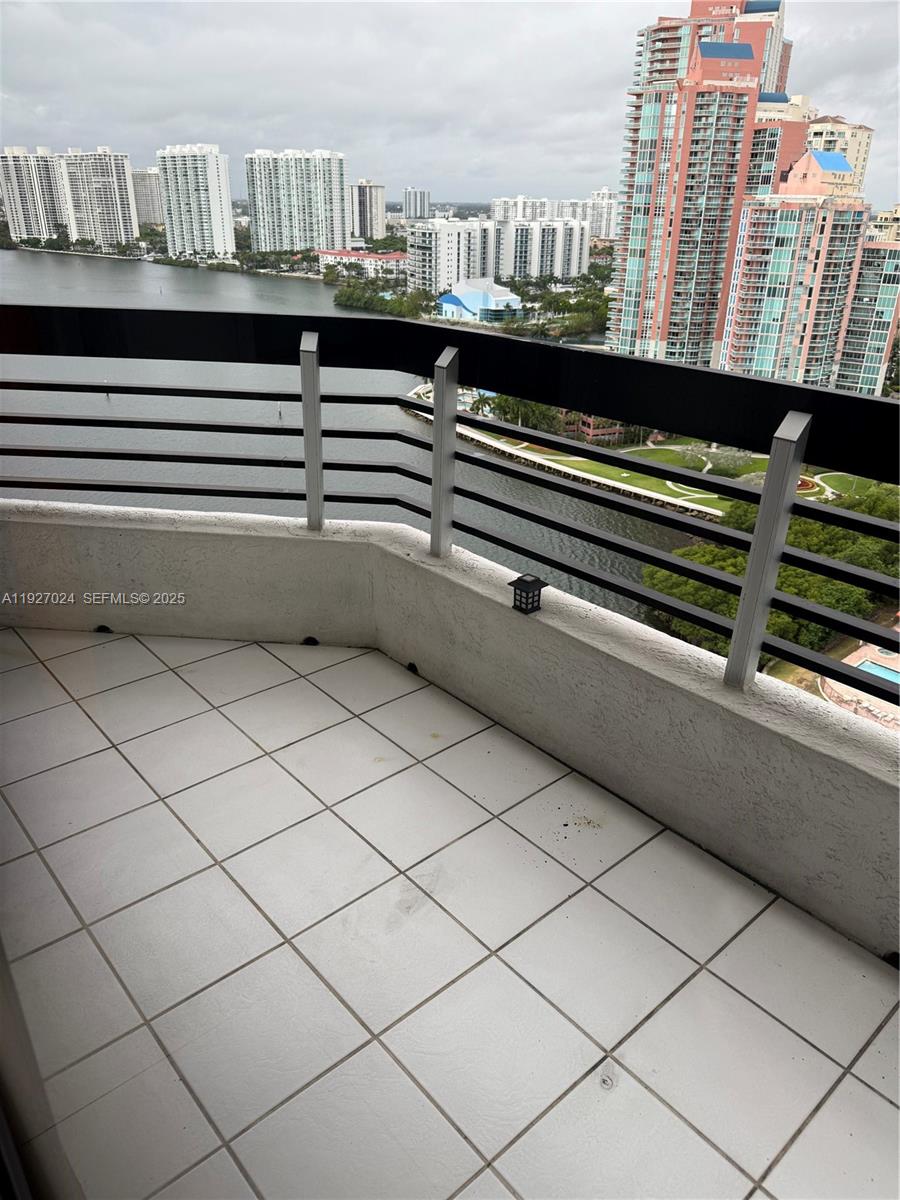 3530 Mystic Pointe Dr #2303, Aventura FL 33180