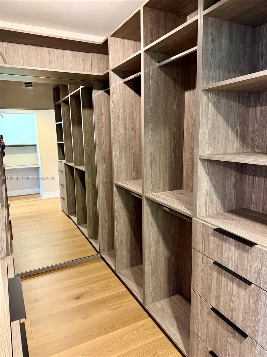 2800 Island Blvd #706, Aventura FL 33160