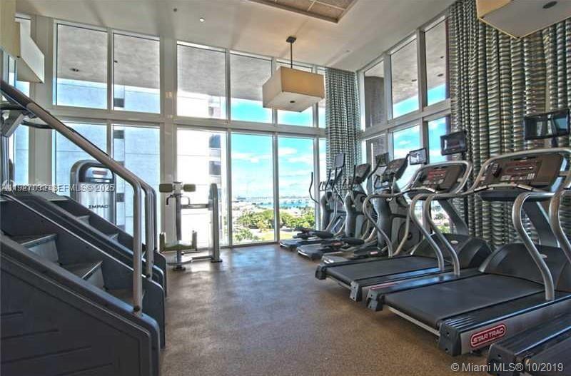 50 BISCAYNE Blvd #3807, Miami FL 33132
