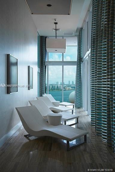 50 BISCAYNE Blvd #3807, Miami FL 33132