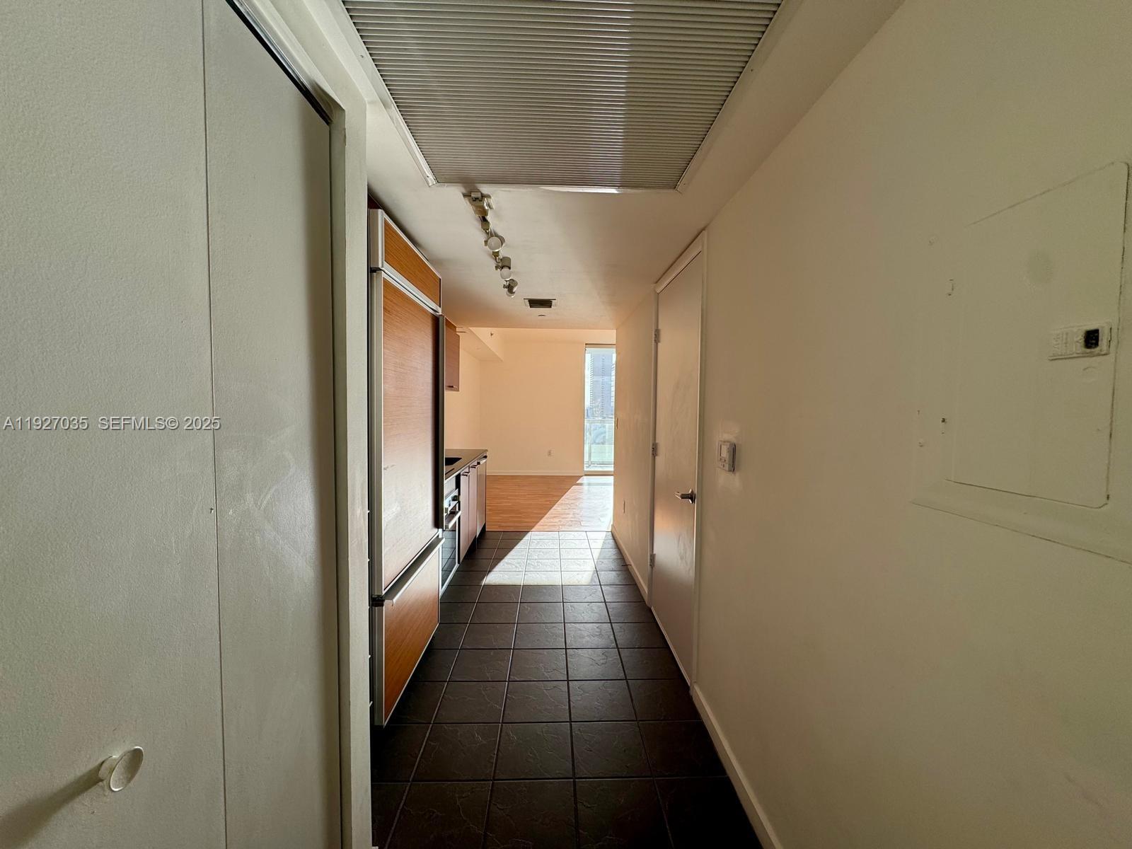 50 BISCAYNE BLVD #1703, Miami FL 33132