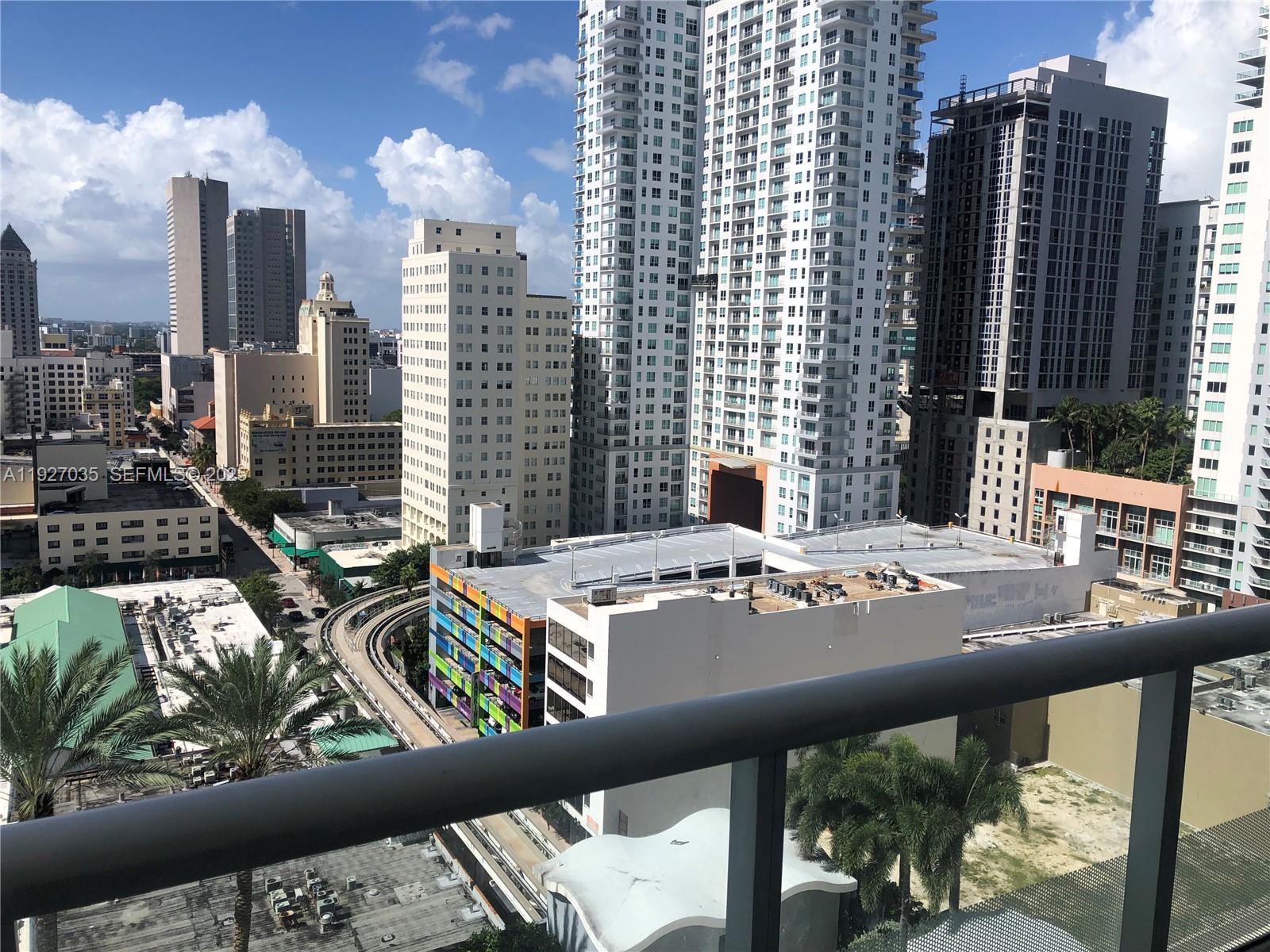 50 BISCAYNE BLVD #1703, Miami FL 33132