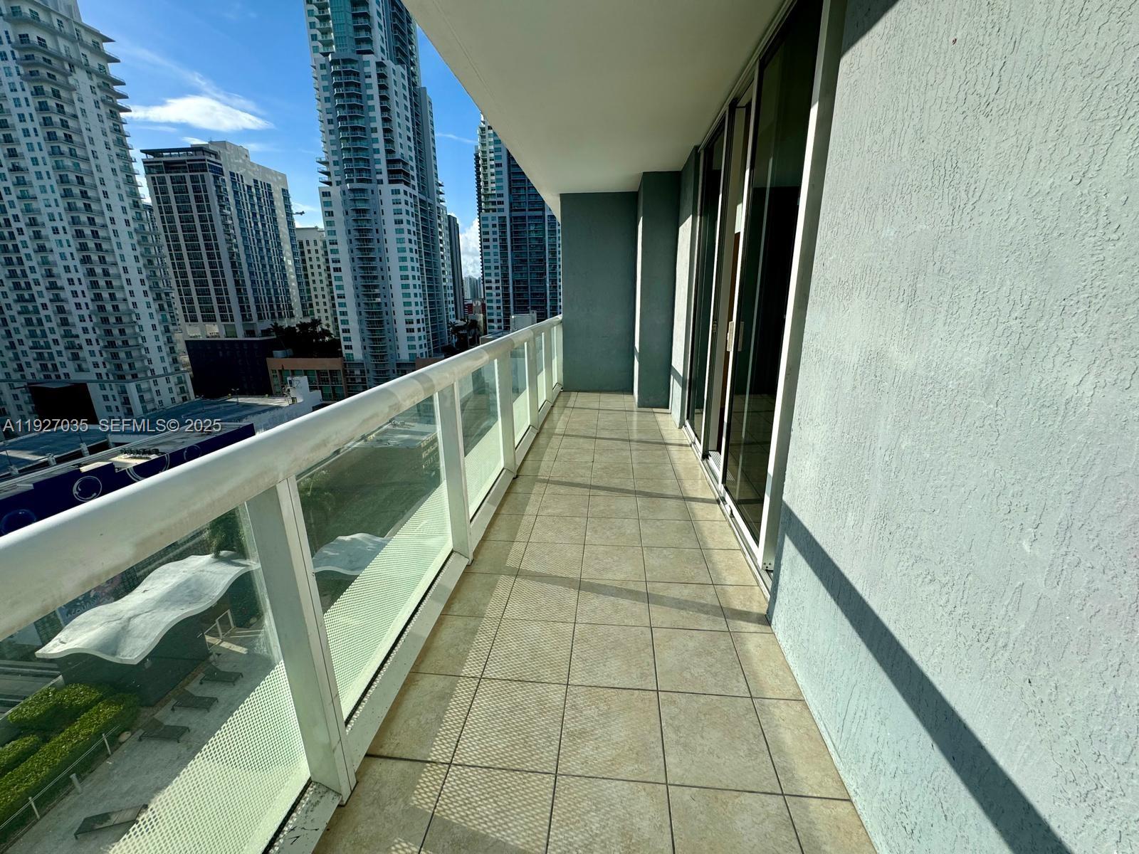 50 BISCAYNE BLVD #1703, Miami FL 33132