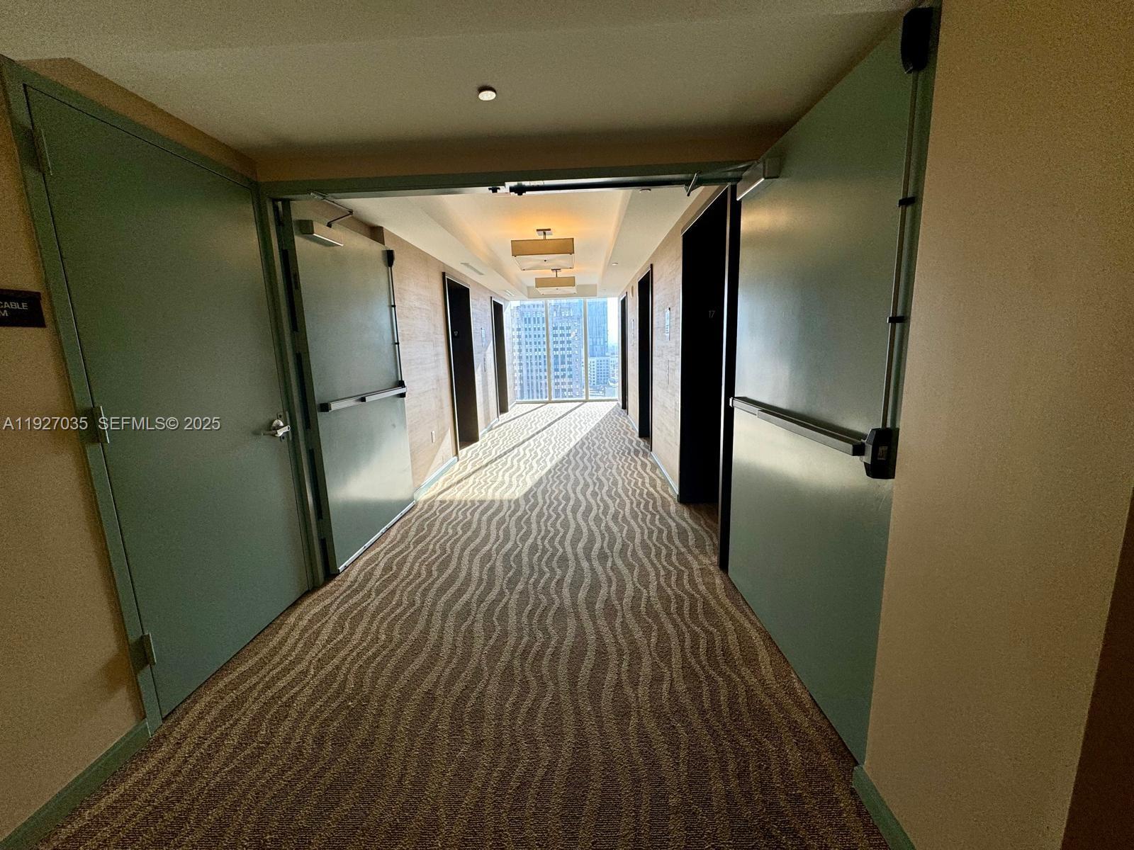 50 BISCAYNE BLVD #1703, Miami FL 33132