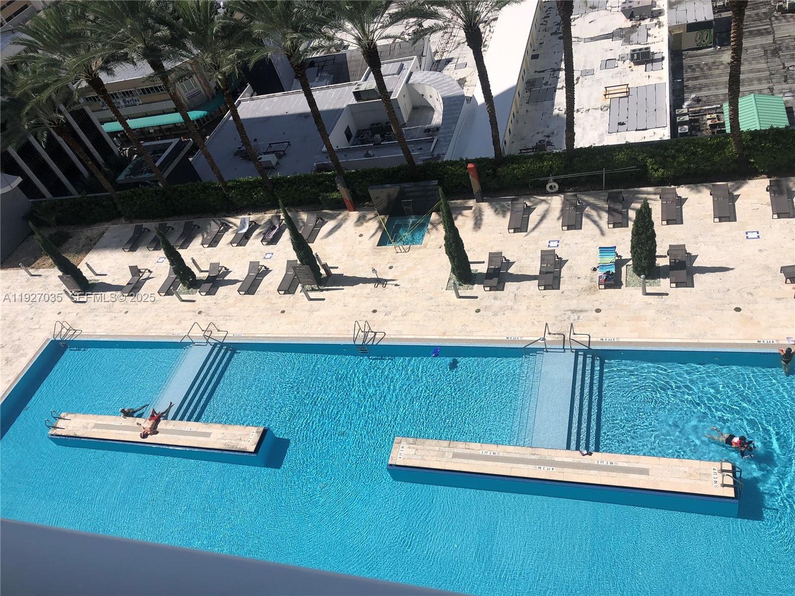 50 BISCAYNE BLVD #1703, Miami FL 33132