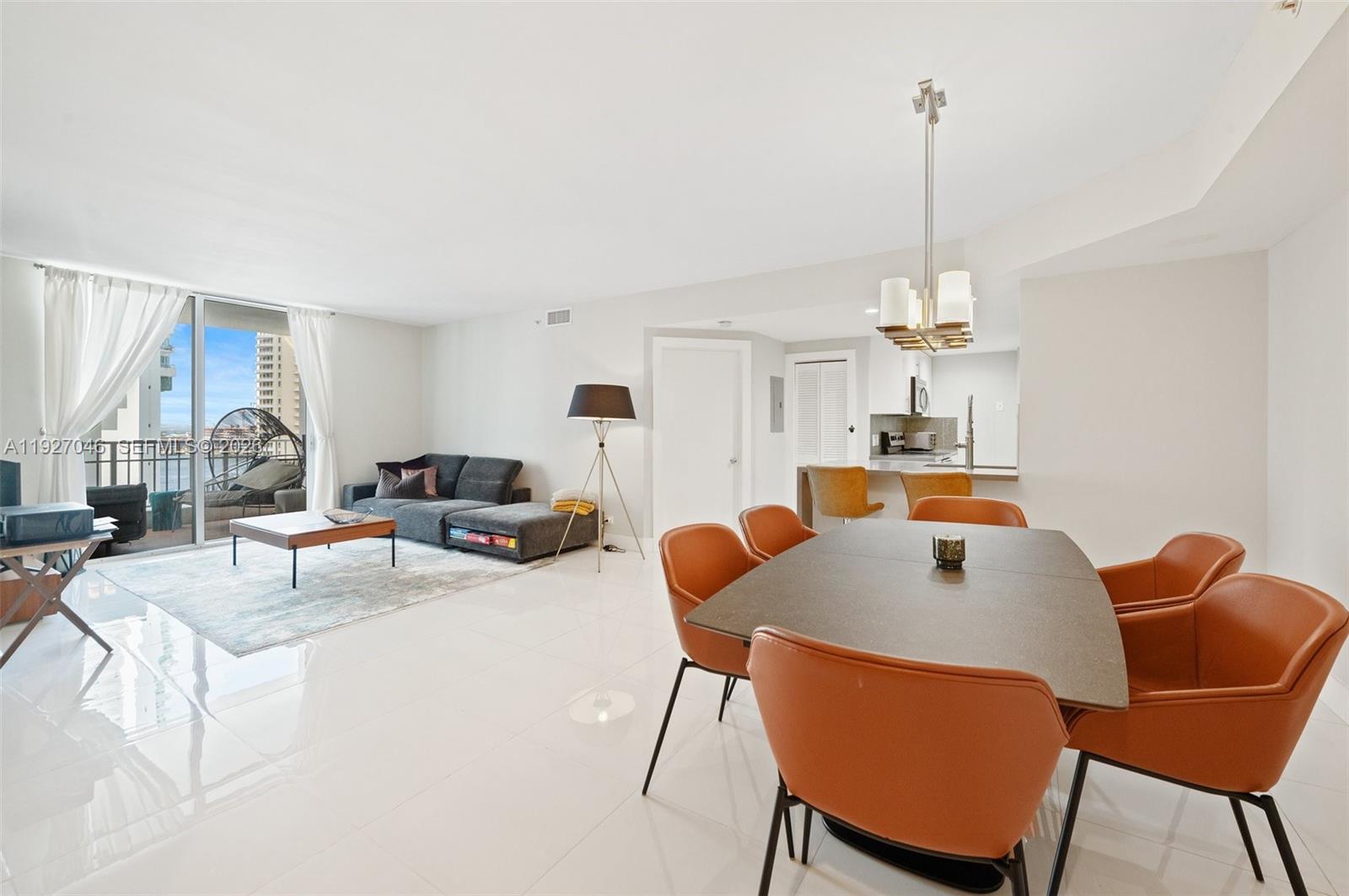 701 Brickell Key Blvd #1605, Miami FL 33131