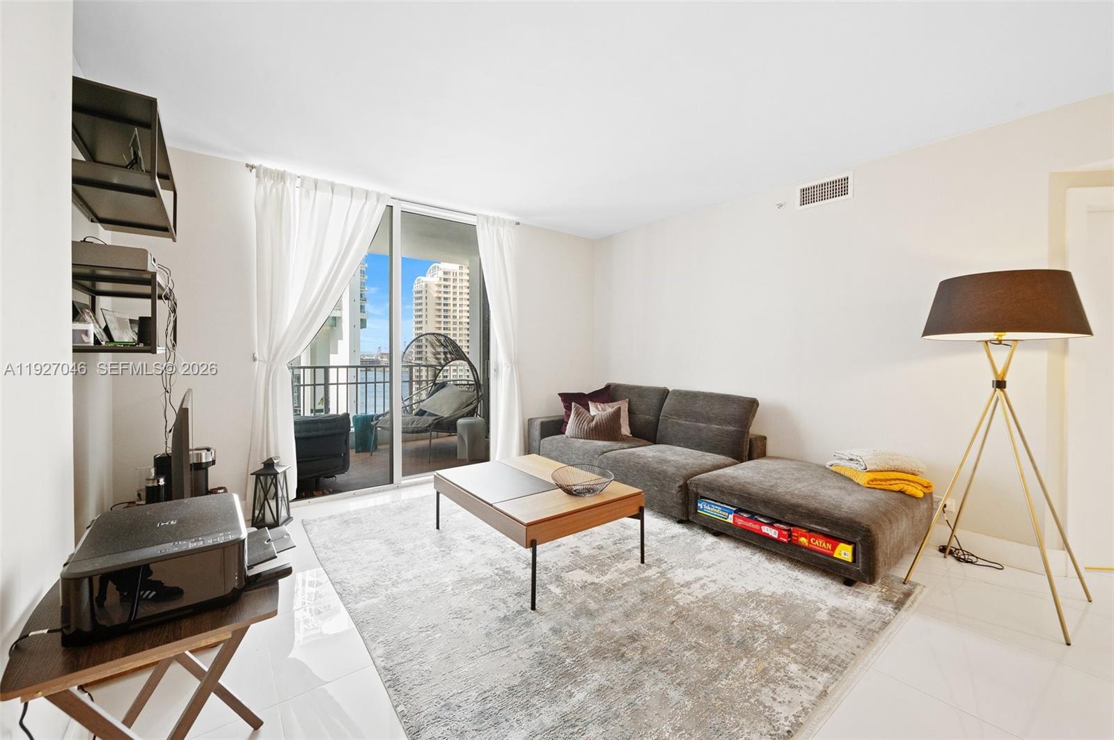 701 Brickell Key Blvd #1605, Miami FL 33131