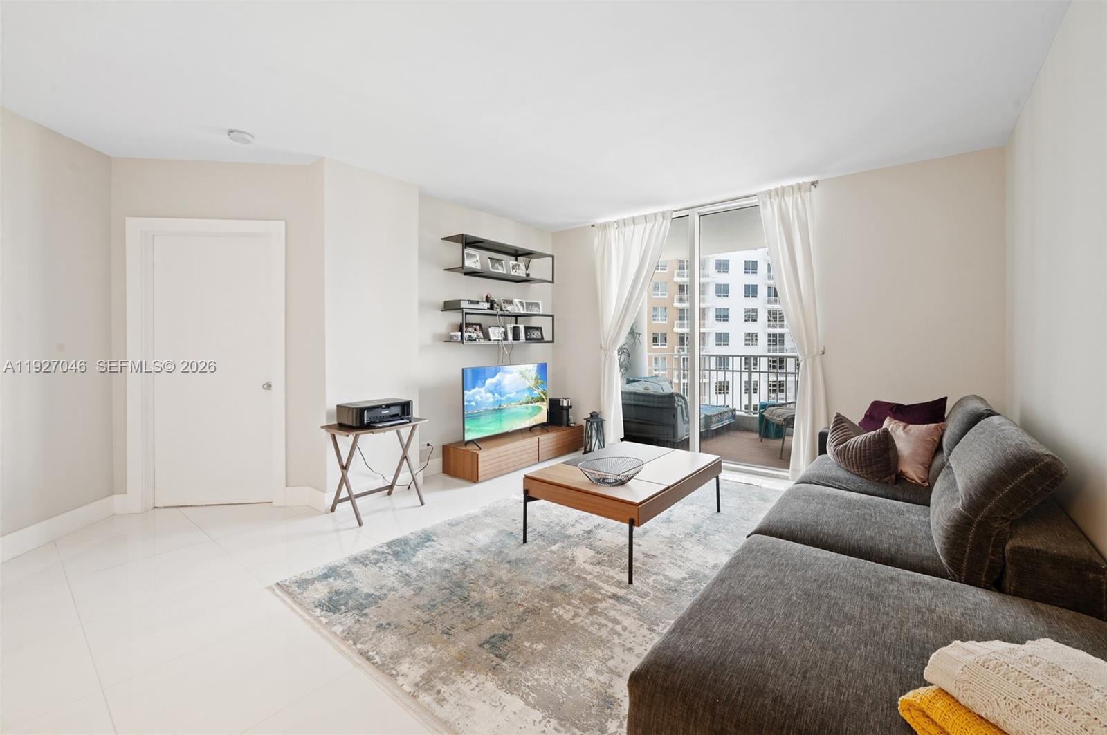 701 Brickell Key Blvd #1605, Miami FL 33131
