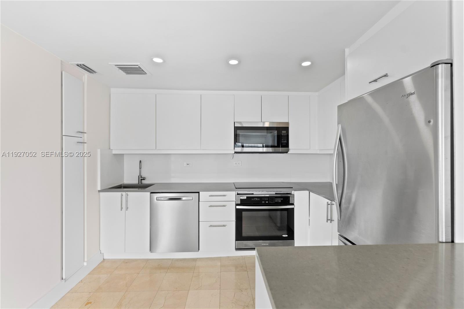 2451 Brickell Ave #18C, Miami FL 33129
