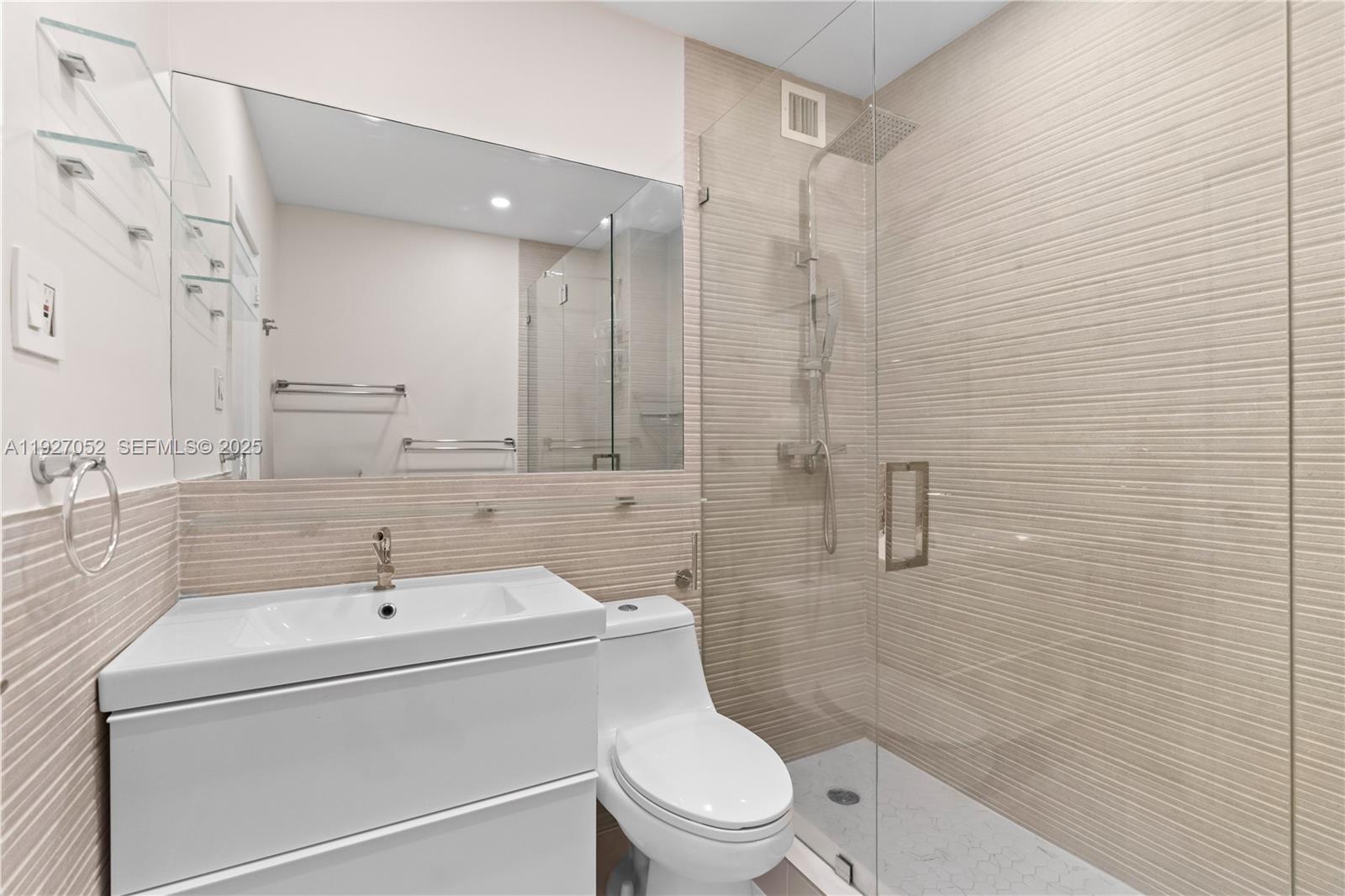 2451 Brickell Ave #18C, Miami FL 33129