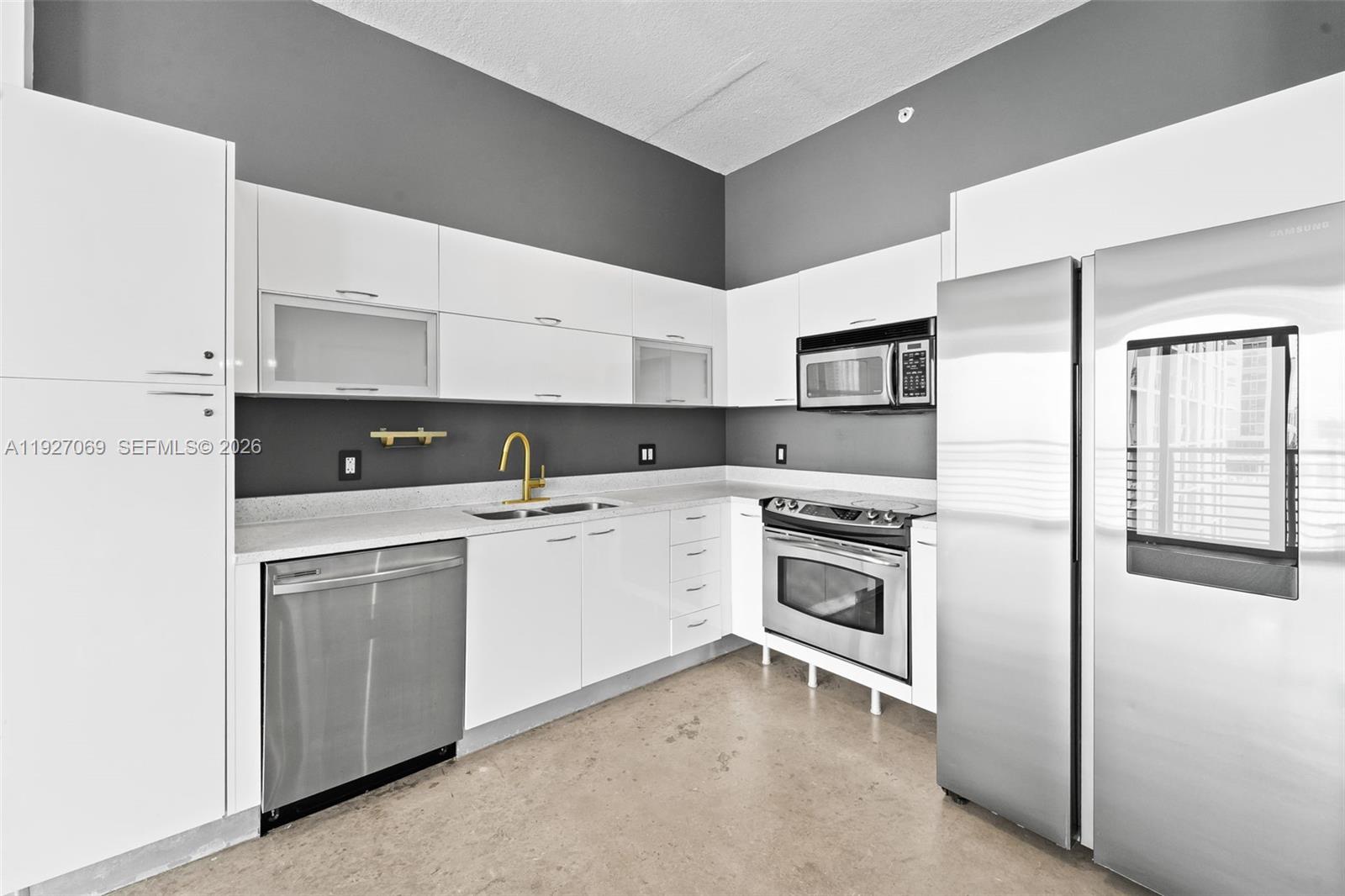 133 NE 2nd Ave #1905, Miami FL 33132