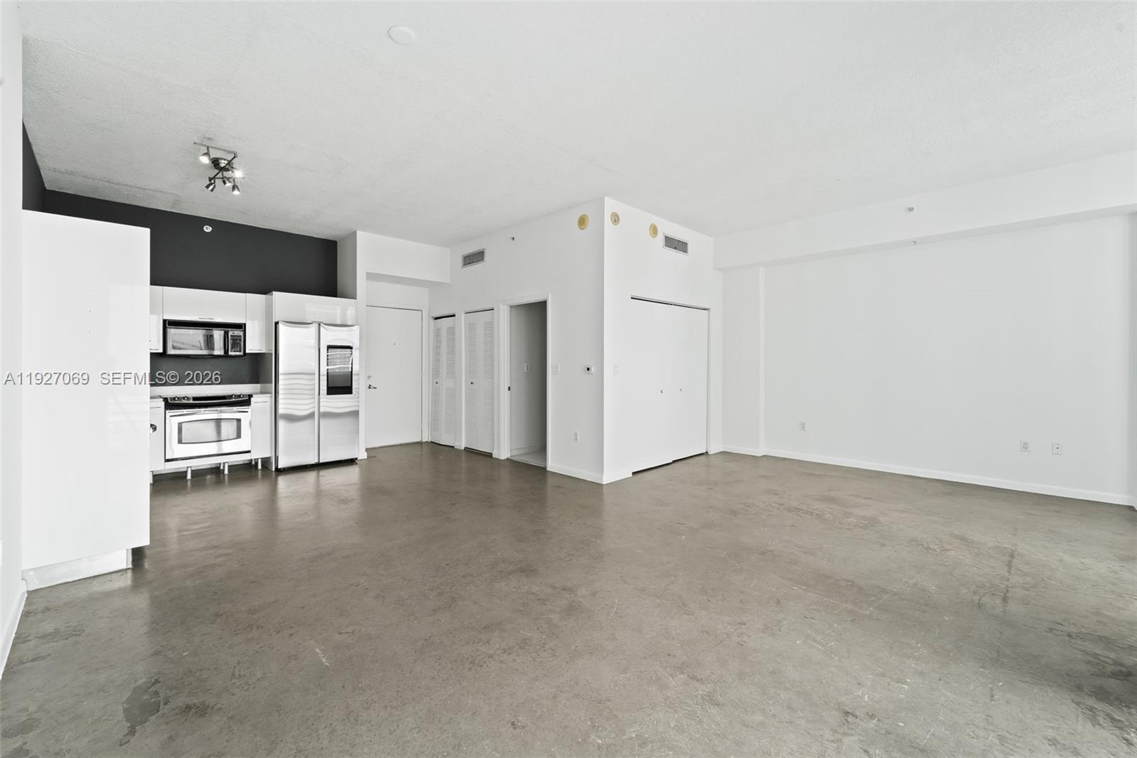 133 NE 2nd Ave #1905, Miami FL 33132