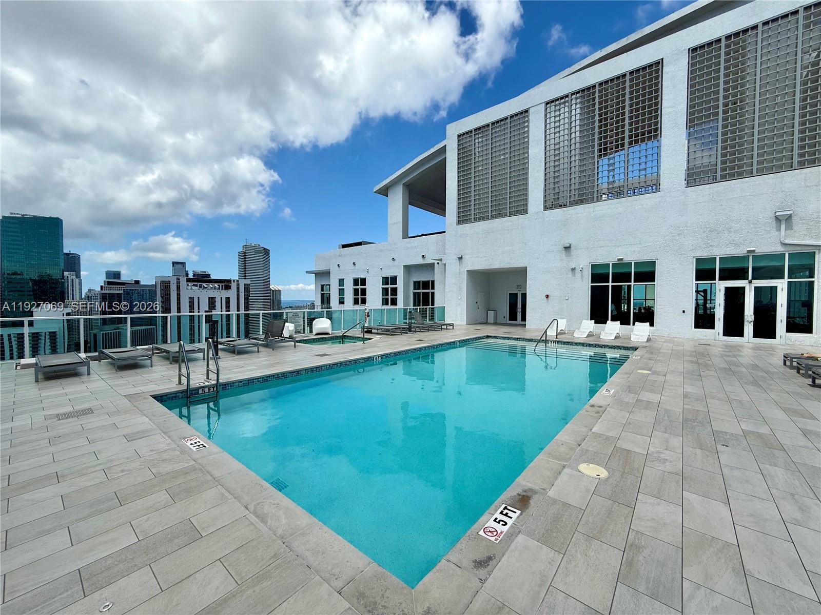 133 NE 2nd Ave #1905, Miami FL 33132