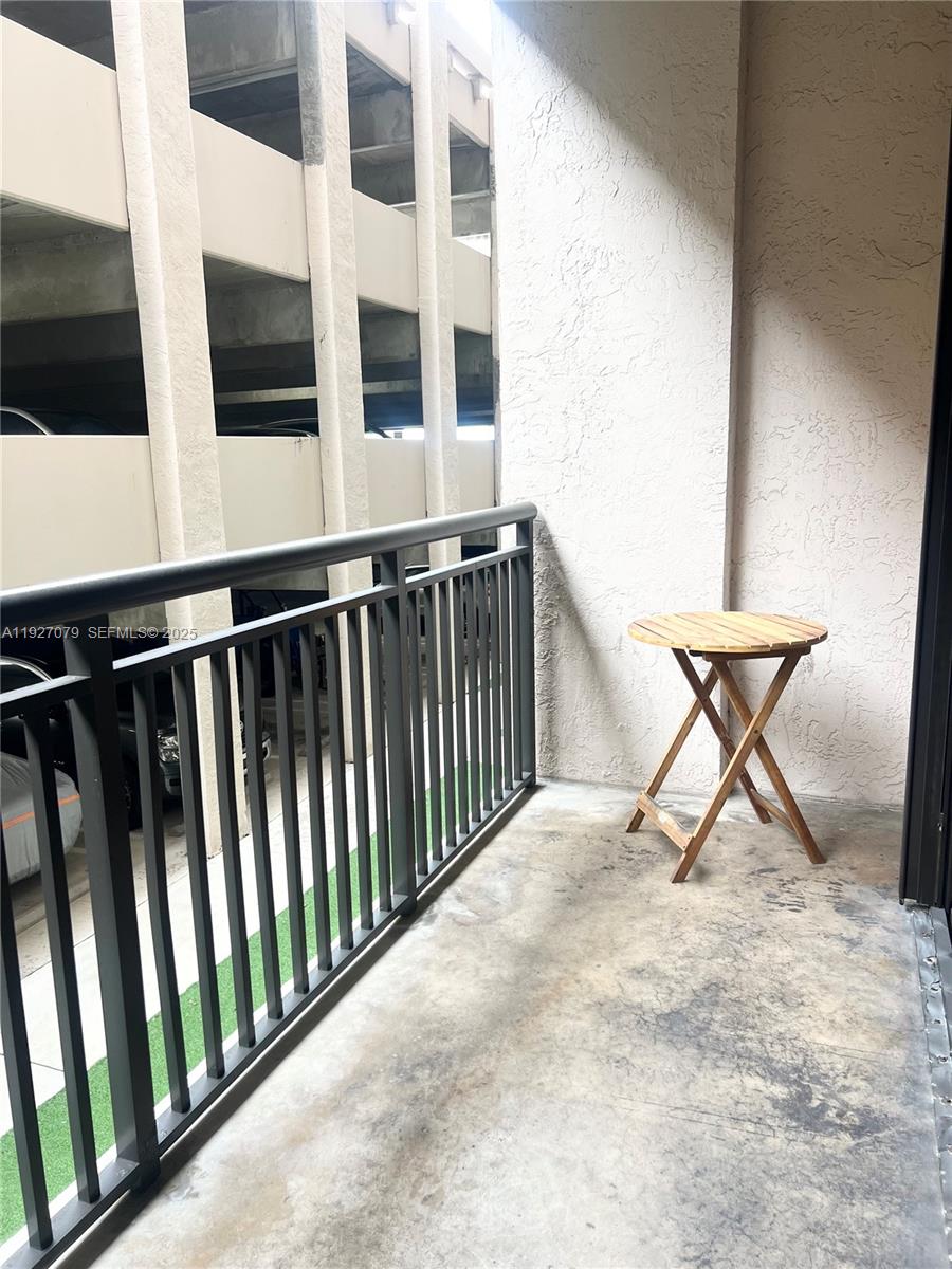 540 Brickell Key Dr #214, Miami FL 33131