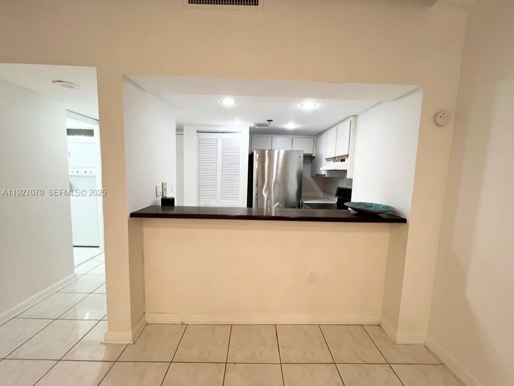 540 Brickell Key Dr #214, Miami FL 33131