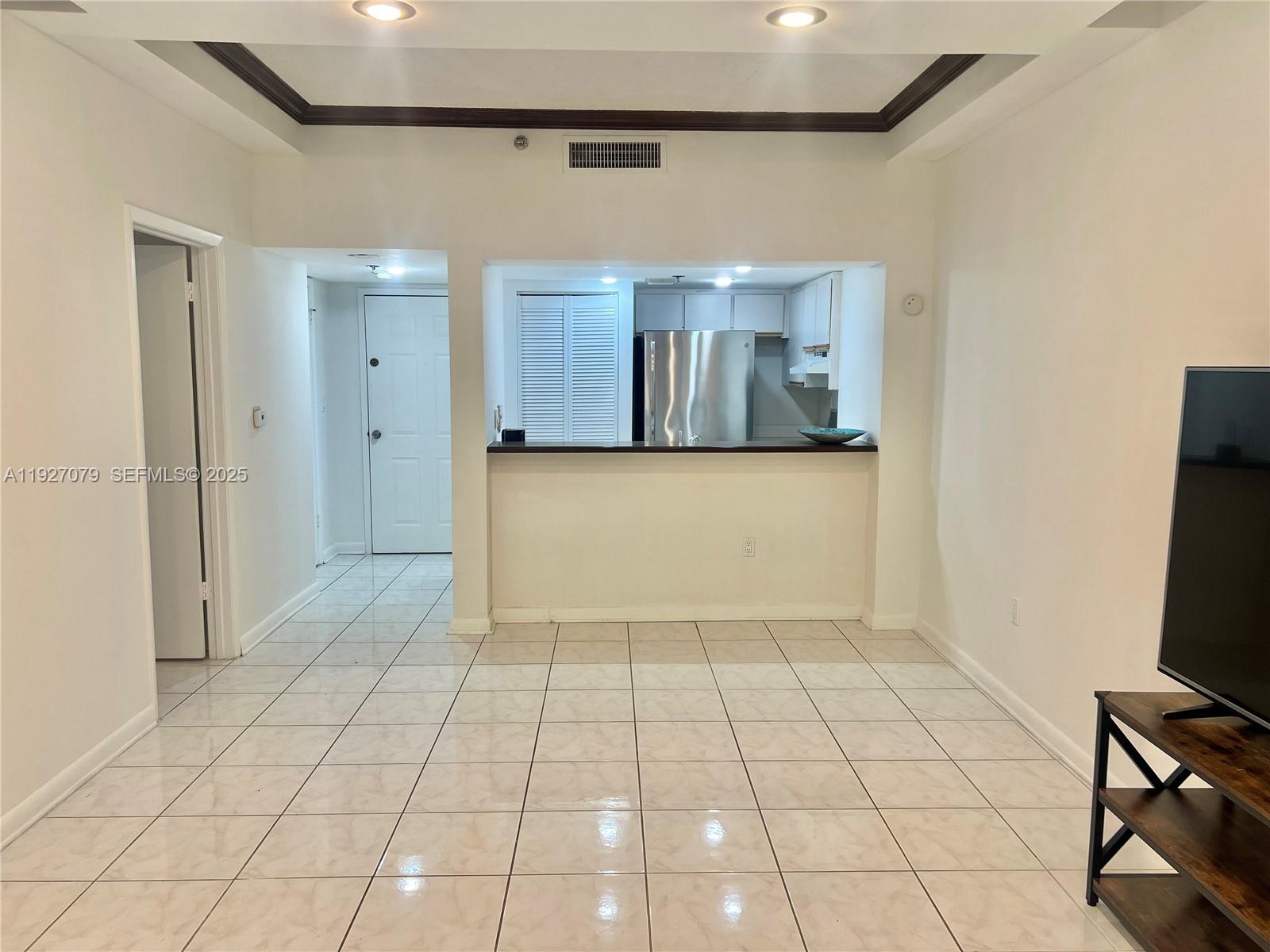 540 Brickell Key Dr #214, Miami FL 33131