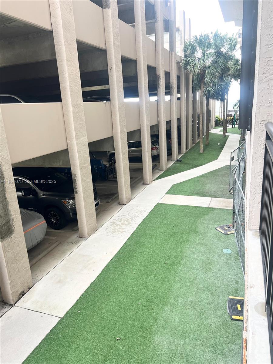 540 Brickell Key Dr #214, Miami FL 33131