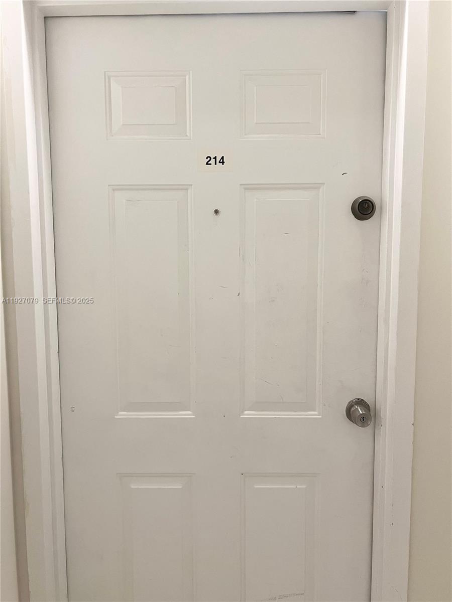 540 Brickell Key Dr #214, Miami FL 33131
