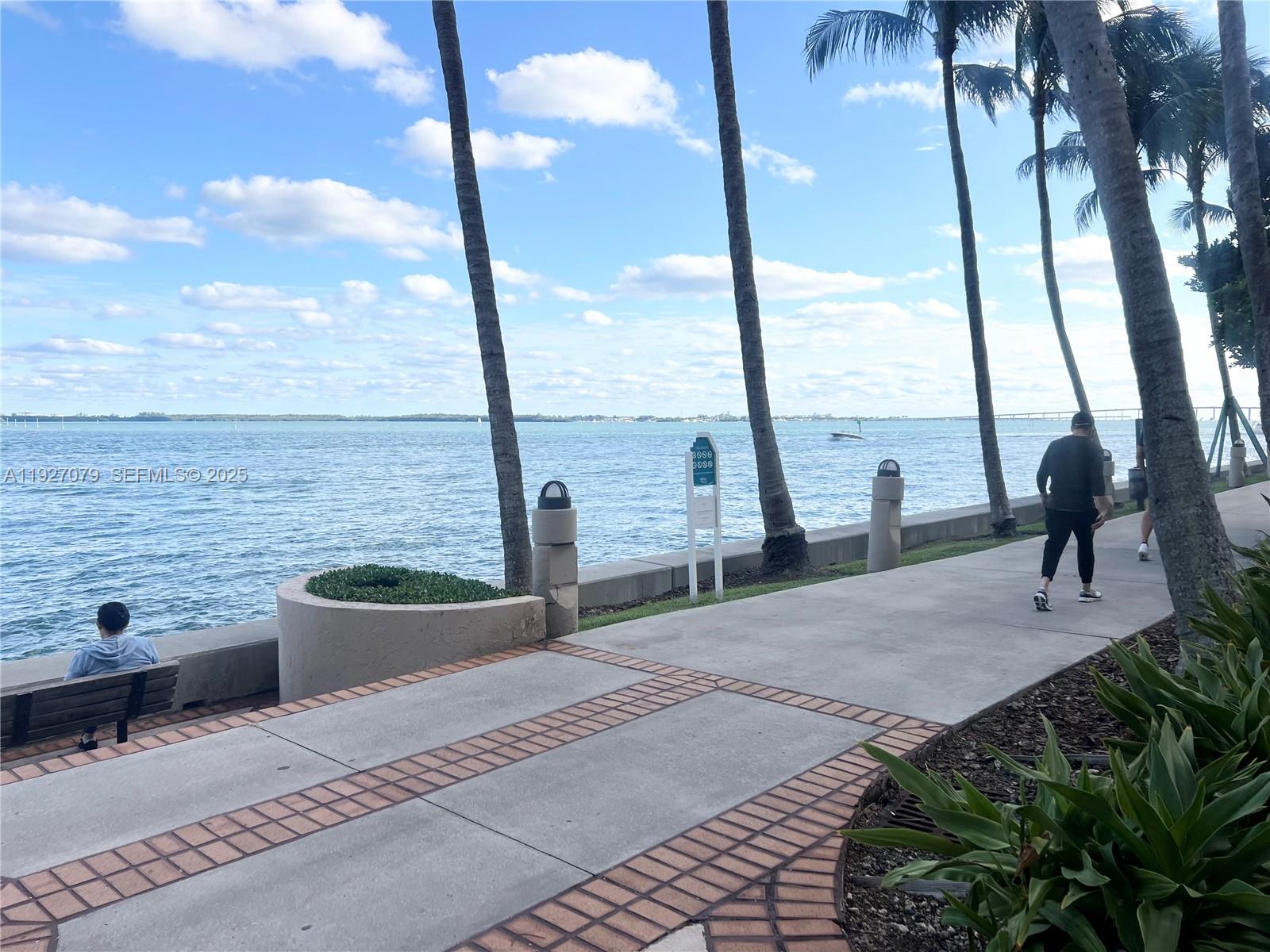 540 Brickell Key Dr #214, Miami FL 33131