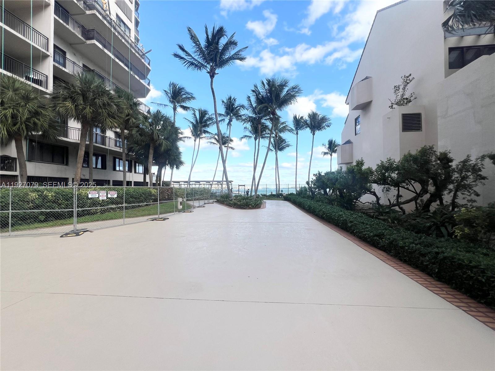 540 Brickell Key Dr #214, Miami FL 33131