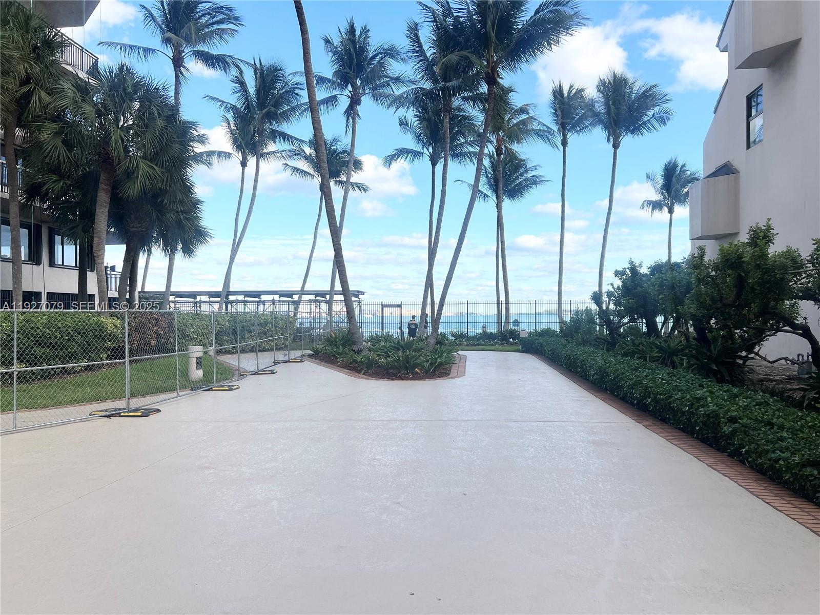 540 Brickell Key Dr #214, Miami FL 33131