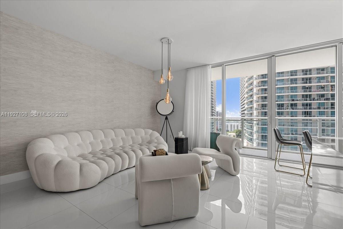 1080 Brickell Ave #1509, Miami FL 33131