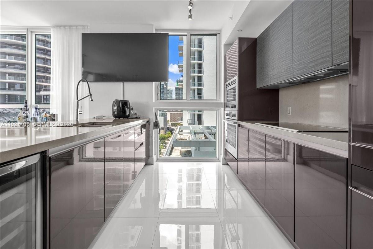 1080 Brickell Ave #1509, Miami FL 33131