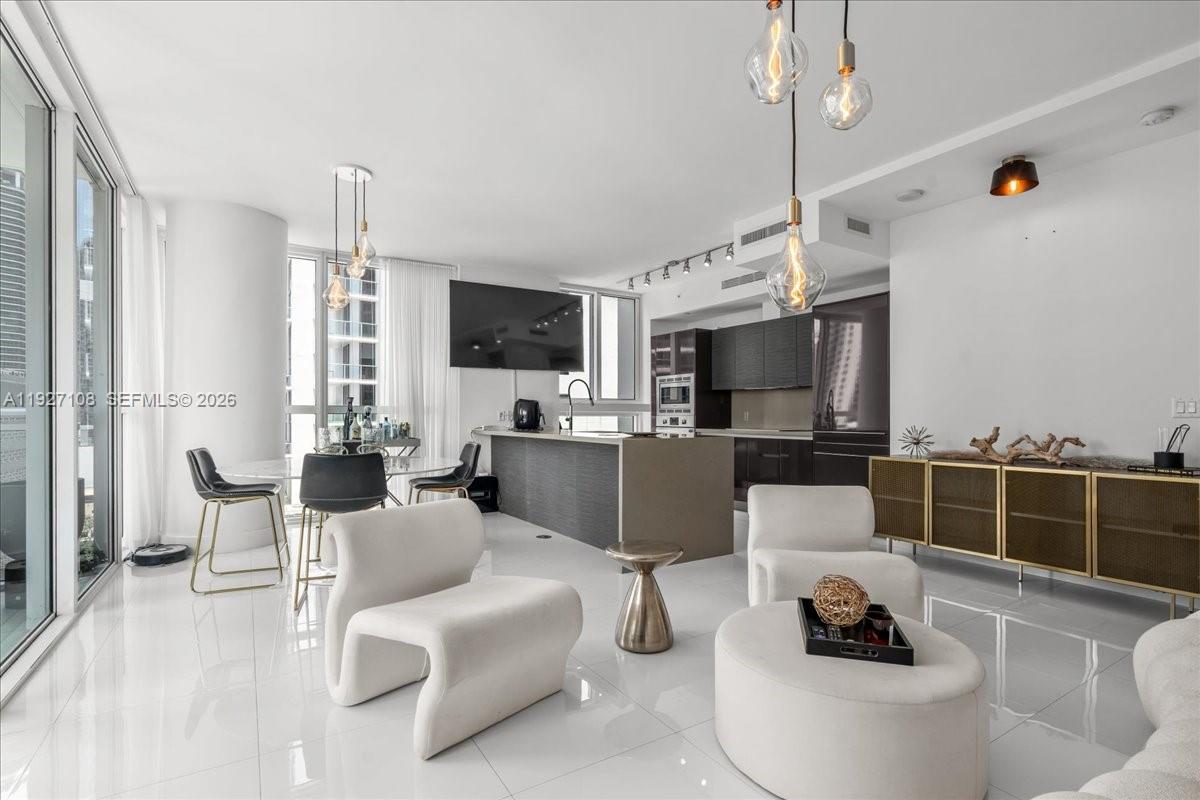 1080 Brickell Ave #1509, Miami FL 33131