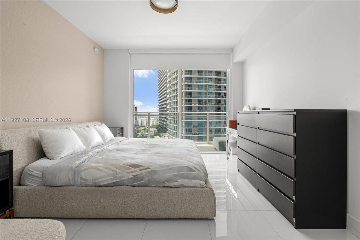 1080 Brickell Ave #1509, Miami FL 33131