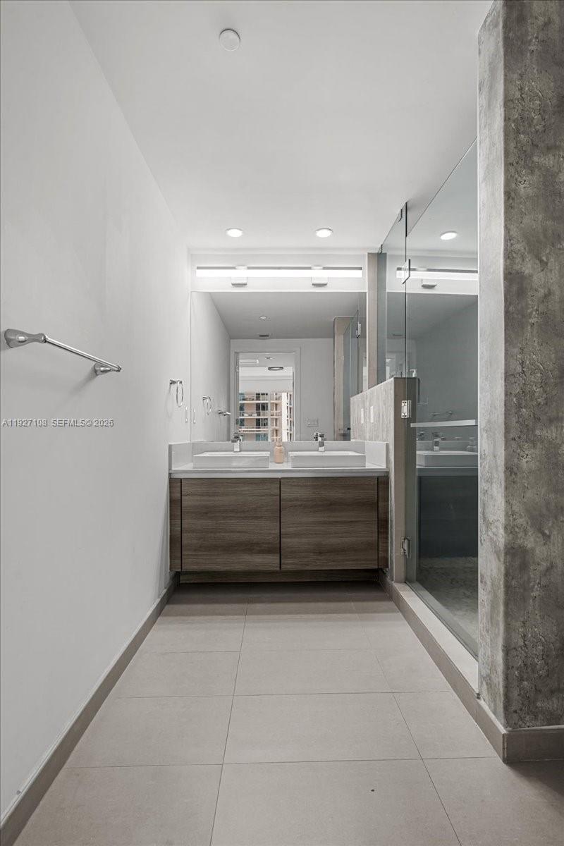 1080 Brickell Ave #1509, Miami FL 33131