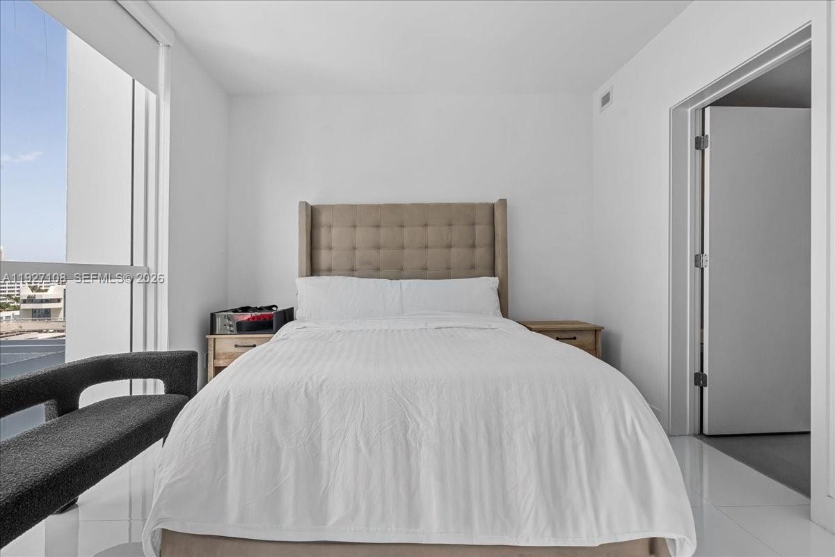 1080 Brickell Ave #1509, Miami FL 33131