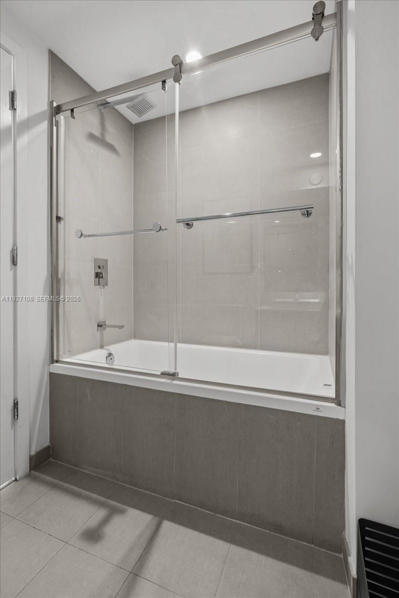 1080 Brickell Ave #1509, Miami FL 33131
