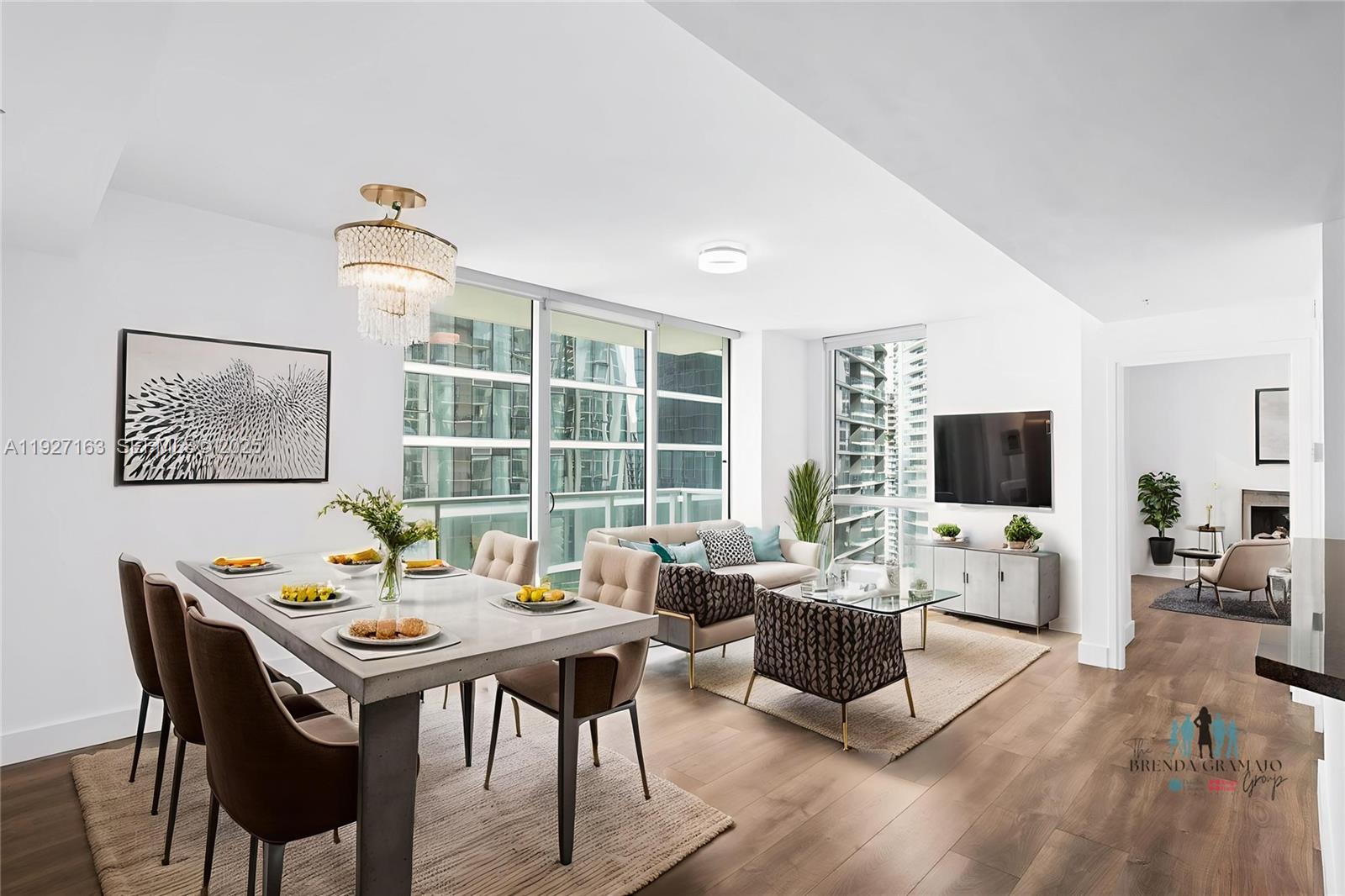 300 S Biscayne Blvd #T-2802, Miami FL 33131