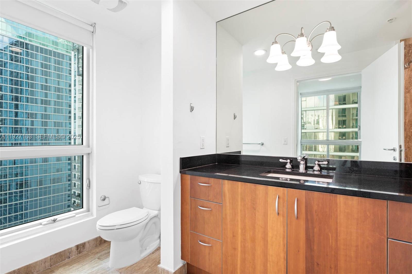 300 S Biscayne Blvd #T-2802, Miami FL 33131