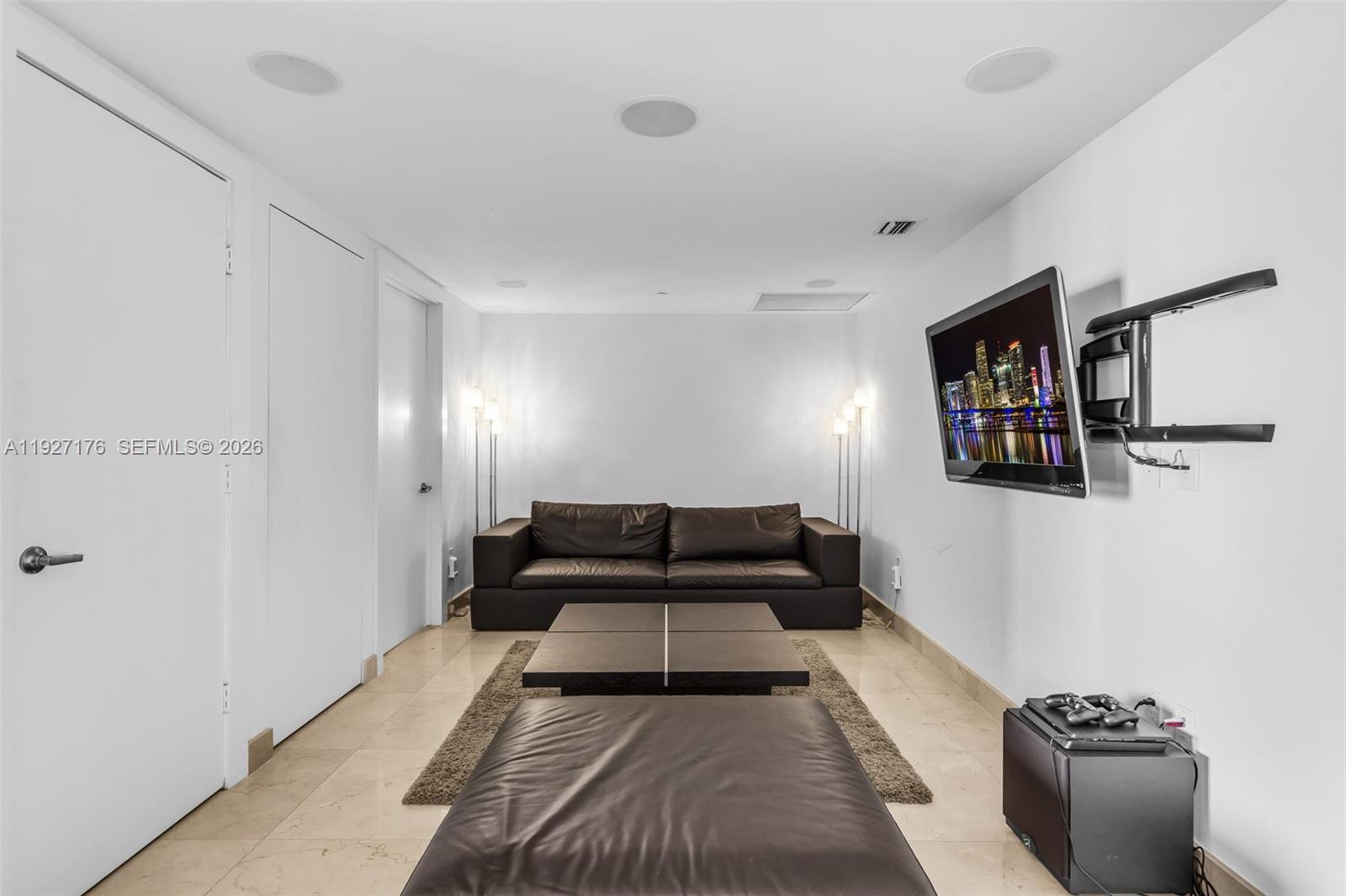495 Brickell Ave #2405, Miami FL 33131