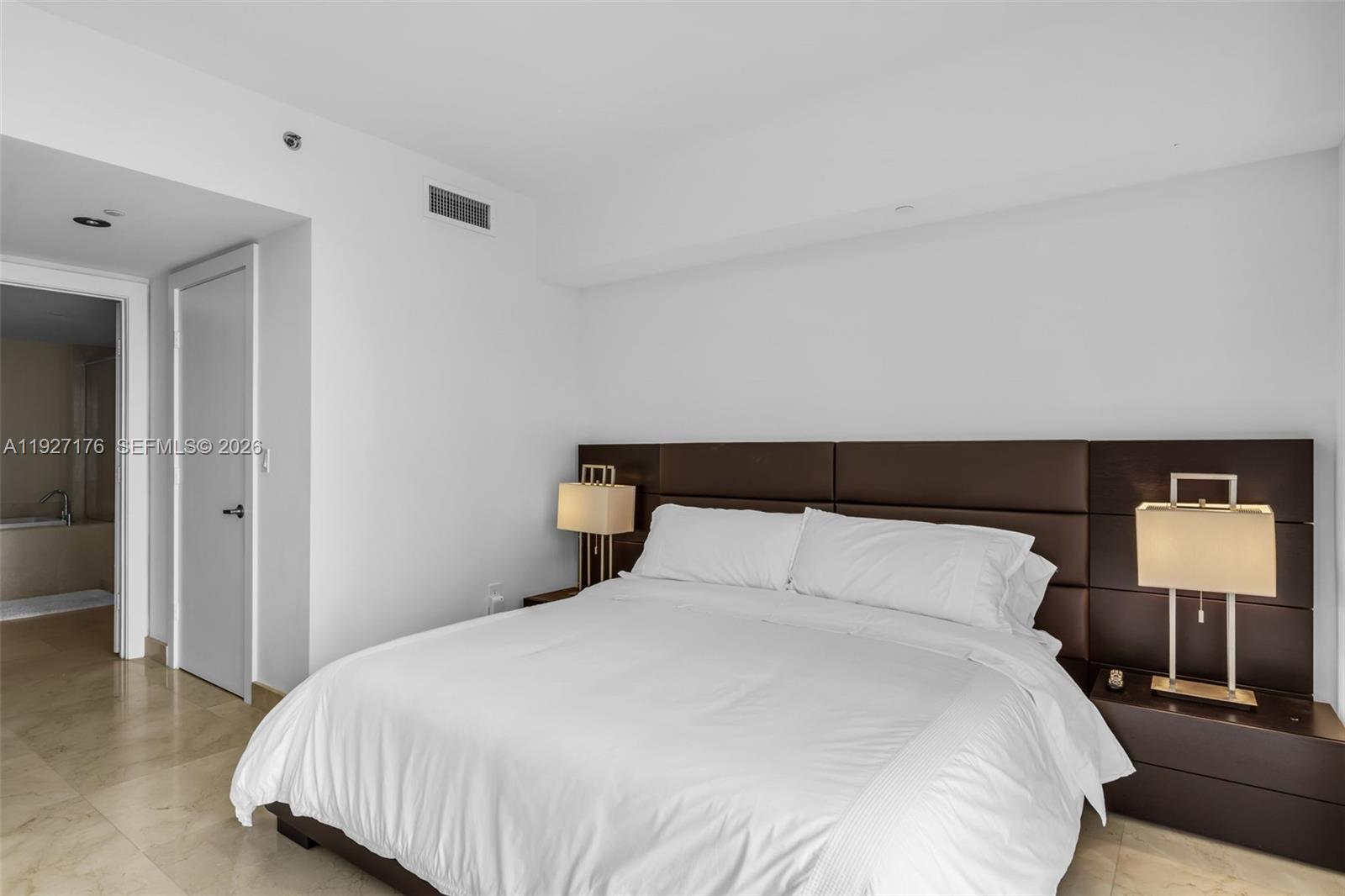 495 Brickell Ave #2405, Miami FL 33131