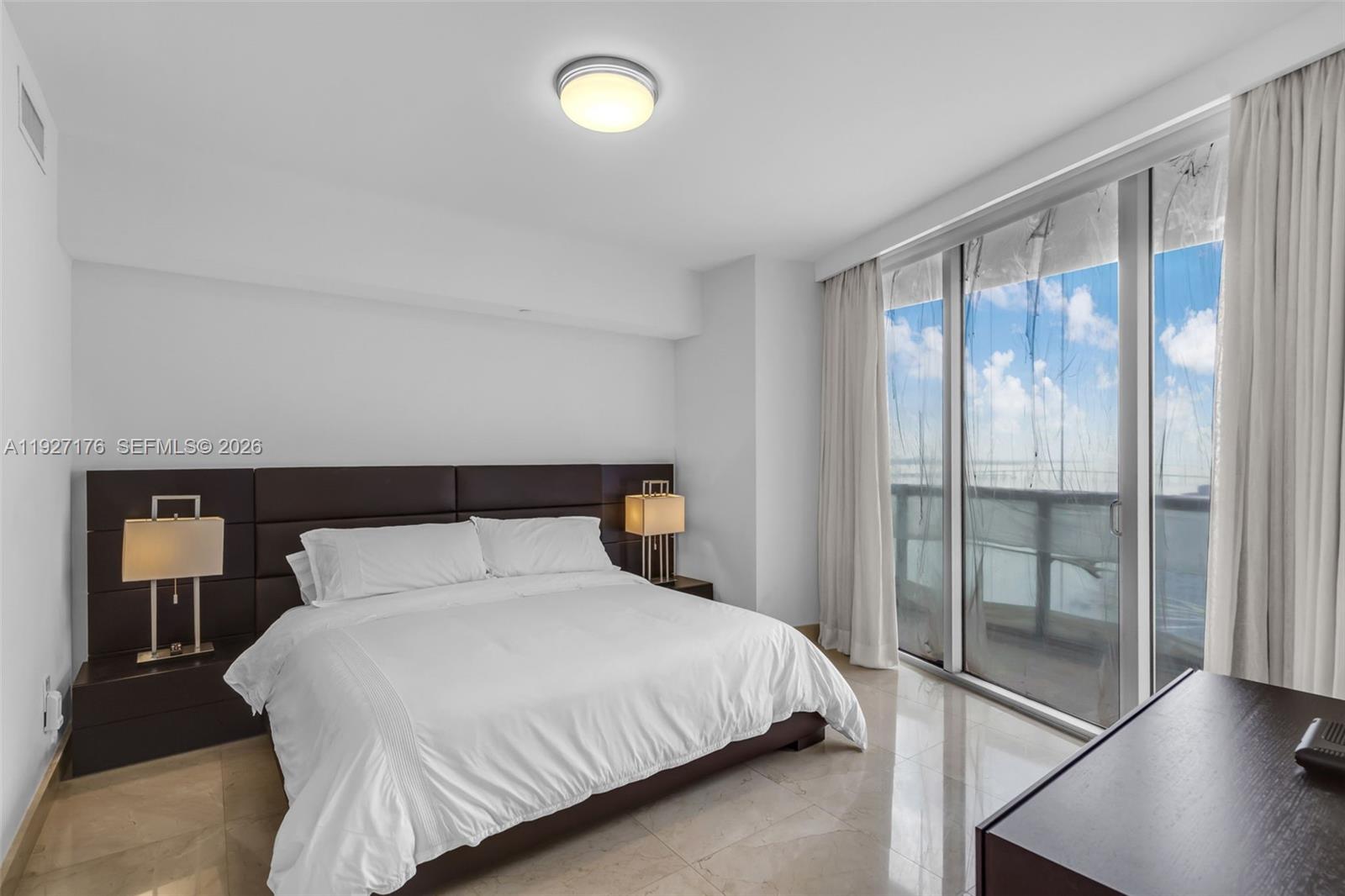 495 Brickell Ave #2405, Miami FL 33131