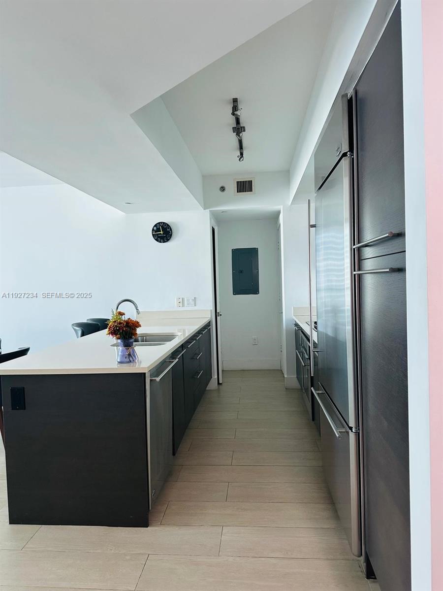 500 Brickell Ave #2205, Miami FL 33131