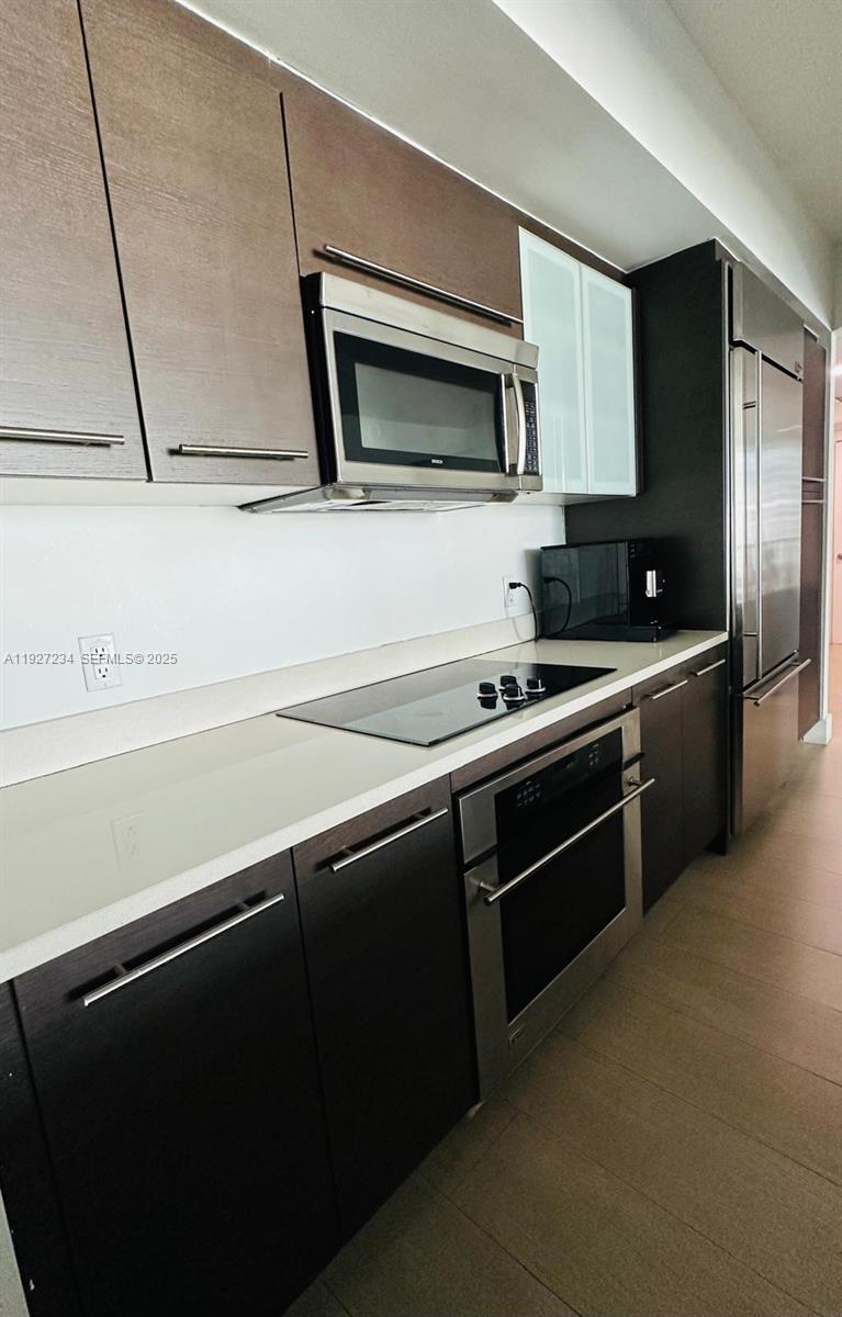 500 Brickell Ave #2205, Miami FL 33131