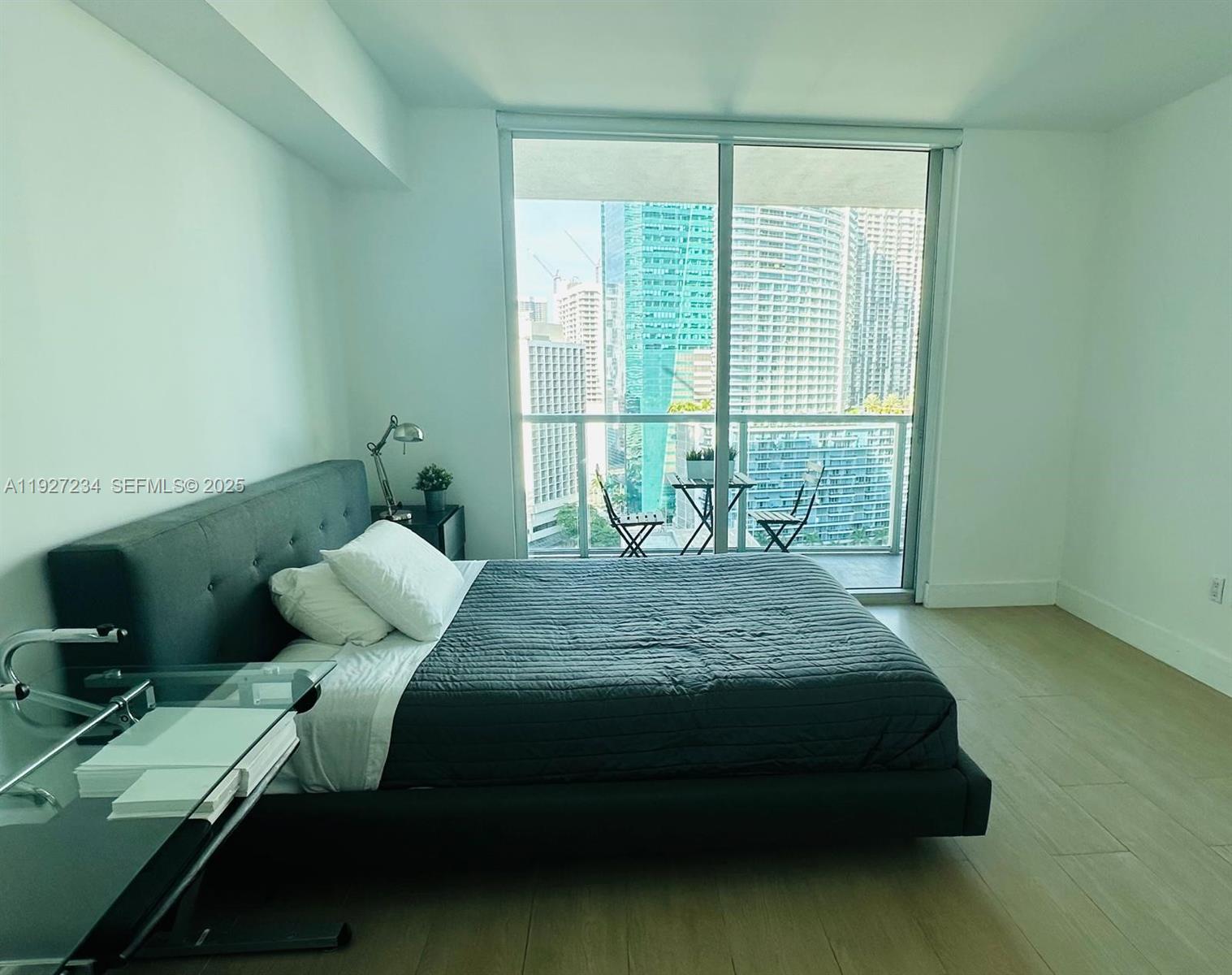 500 Brickell Ave #2205, Miami FL 33131