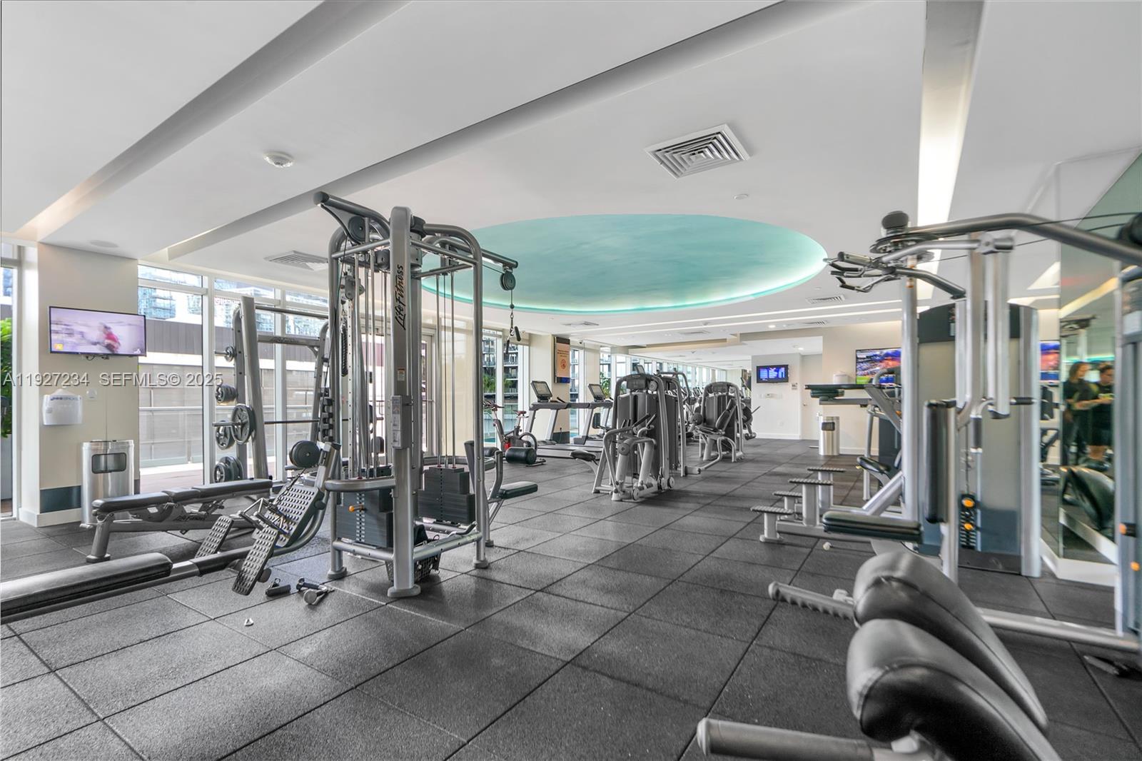 500 Brickell Ave #2205, Miami FL 33131