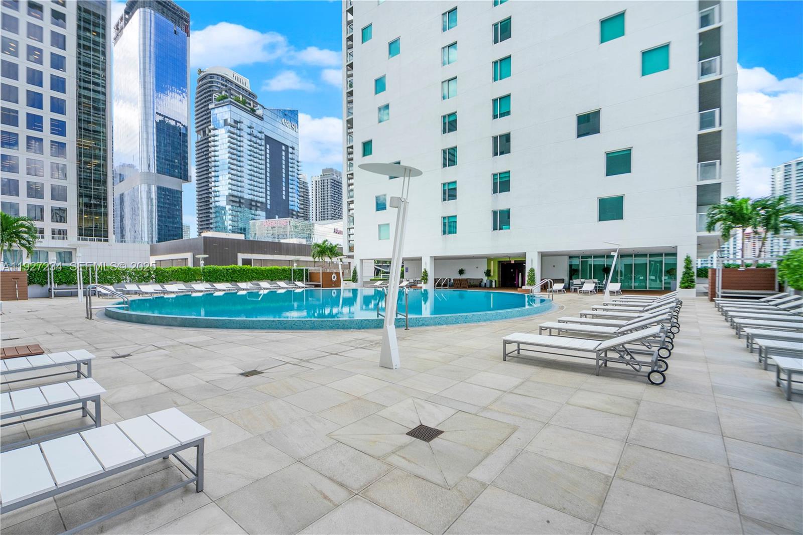 500 Brickell Ave #2205, Miami FL 33131
