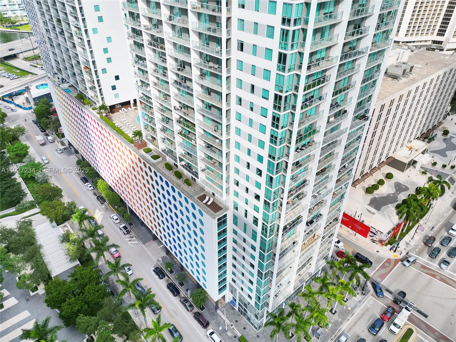 500 Brickell Ave #2205, Miami FL 33131