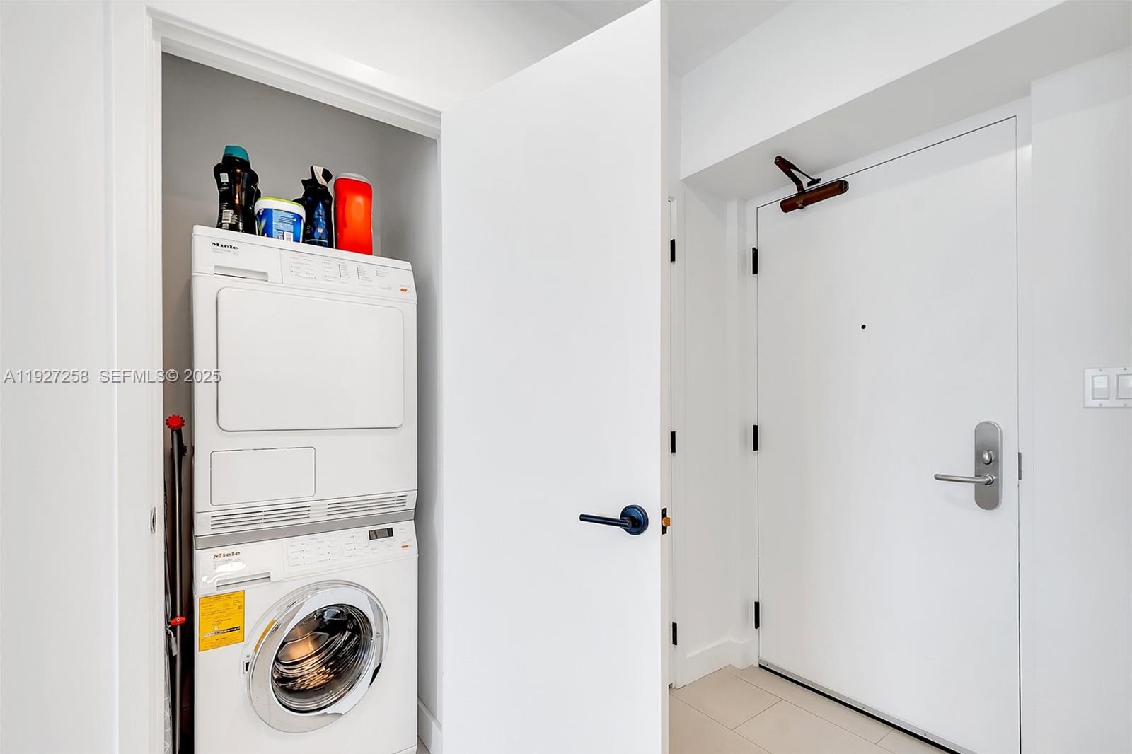 6799 Collins Ave #312, Miami Beach FL 33141