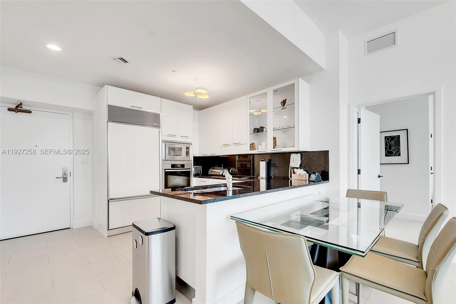 6799 Collins Ave #312, Miami Beach FL 33141