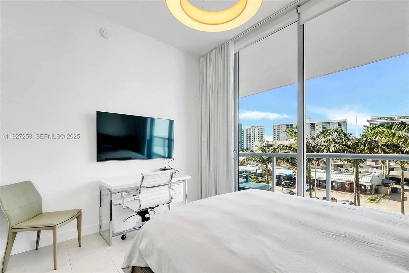 6799 Collins Ave #312, Miami Beach FL 33141