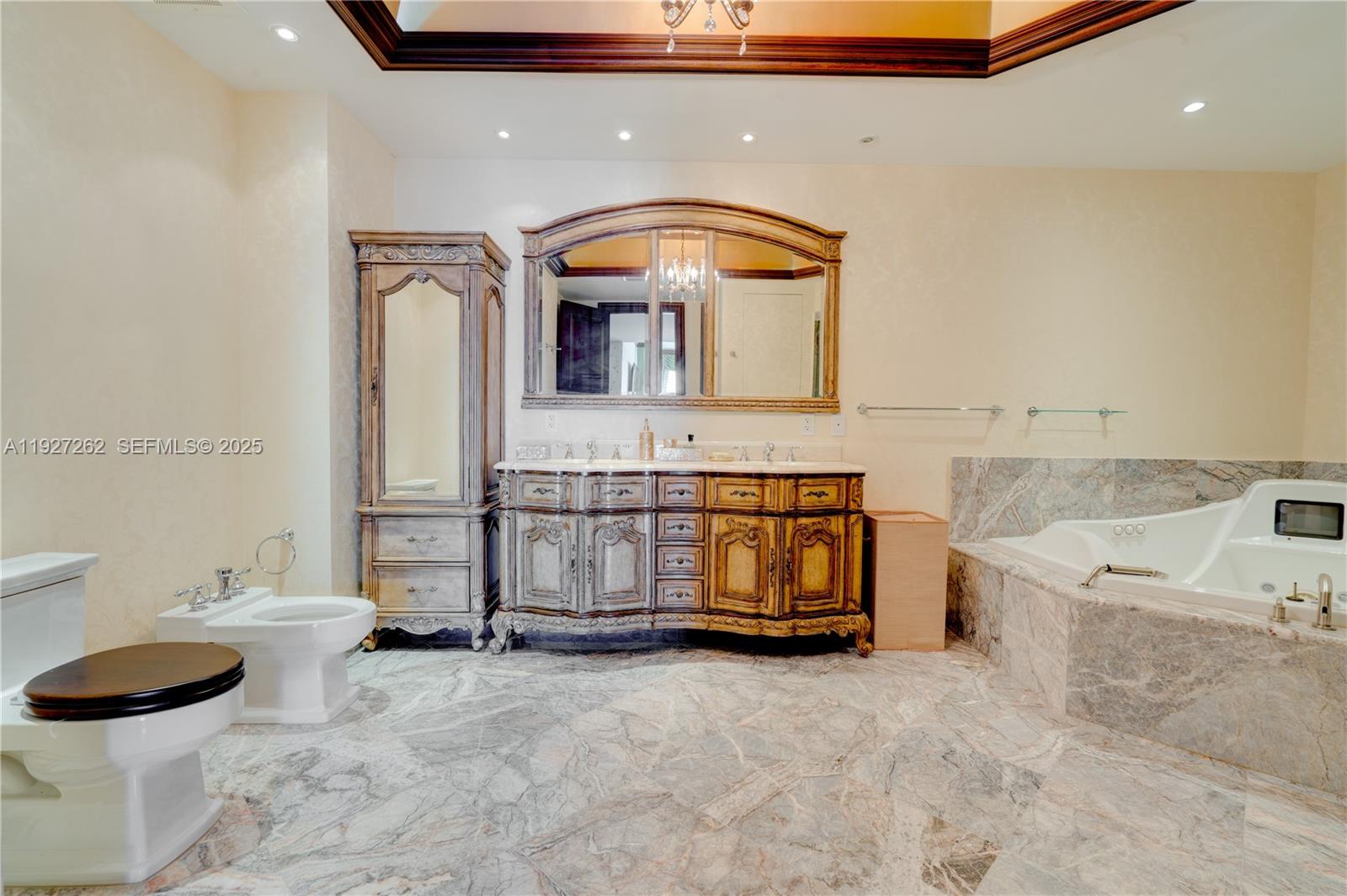 16047 Collins Ave #1604, Sunny Isles Beach FL 33160
