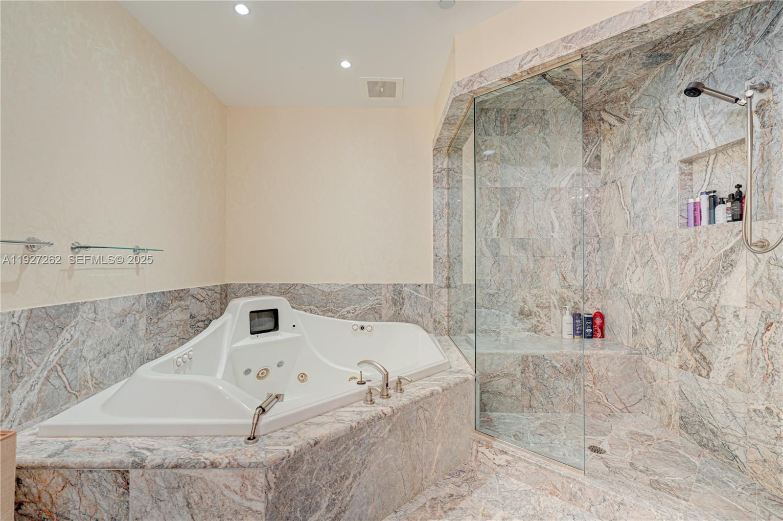 16047 Collins Ave #1604, Sunny Isles Beach FL 33160